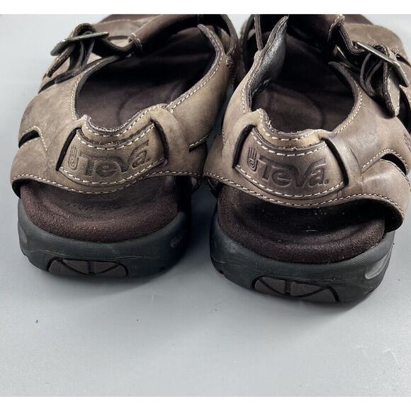 Teva Camden Mens 8 Brown Leather Open Toe Ankle Strap Fishermans Sandals